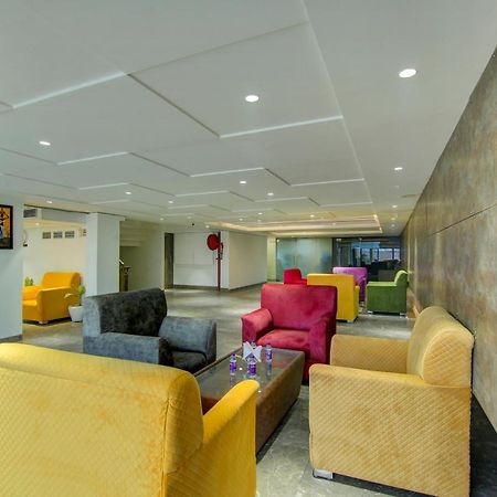 Townhouse Oak Hotel Dev Palace Delhi Zewnętrze zdjęcie