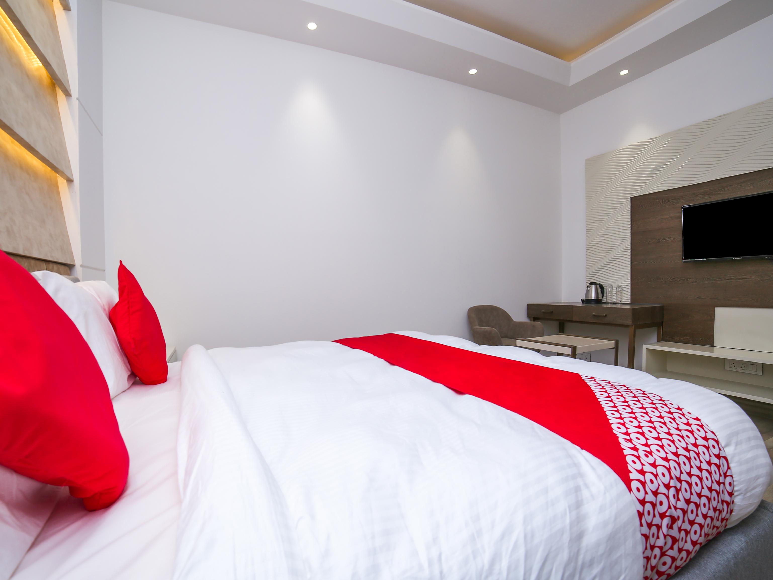 Townhouse Oak Hotel Dev Palace Delhi Zewnętrze zdjęcie